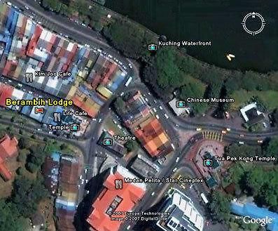 Berambih Lodge Kuching Exterior photo